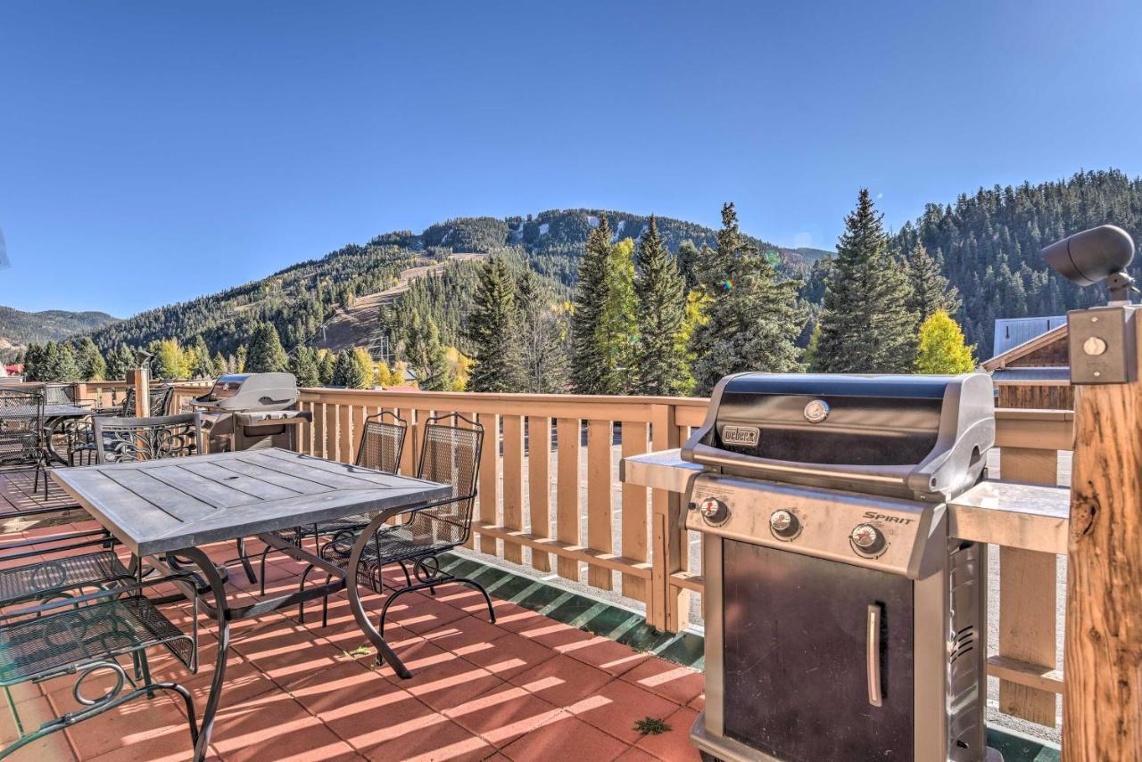 Main St Red River Ski Condo With Mountain View! Екстер'єр фото